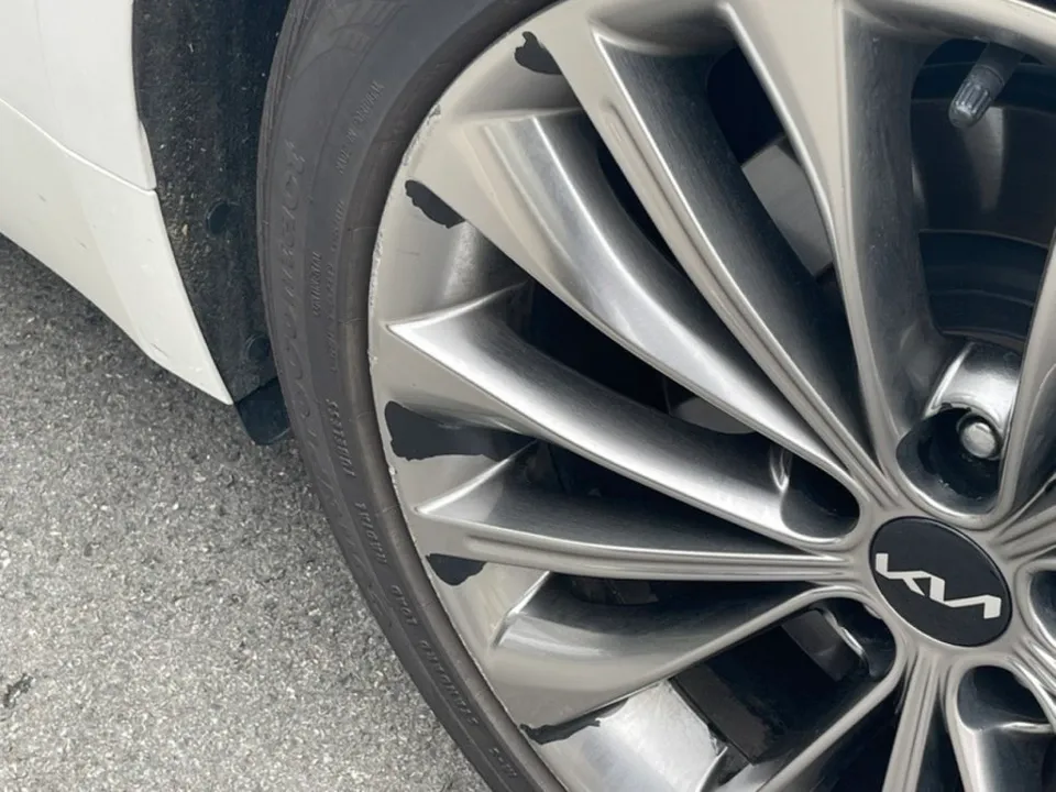 Kia K900 wheel repair - Kia K900 Wheel Repair & Refinishing Review — Professional Restoration photo 5