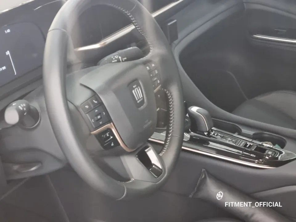 Toyota Crownのカーオーディオ施工事例 施工写真 4-1