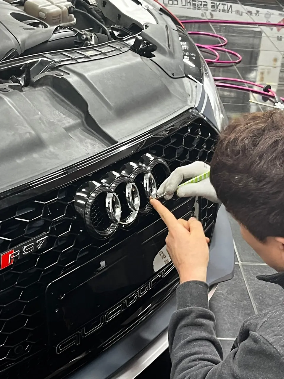 Audi A7のカーラッピング事例｜費用目安と仕上がり 施工写真 2-3