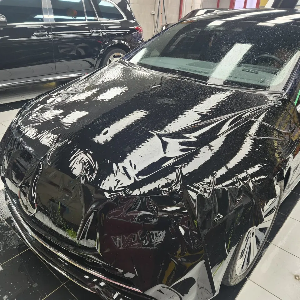 Mercedes-Benz EQS PPF施工事例|ブラックPPFで高級感を向上 施工写真 1-3