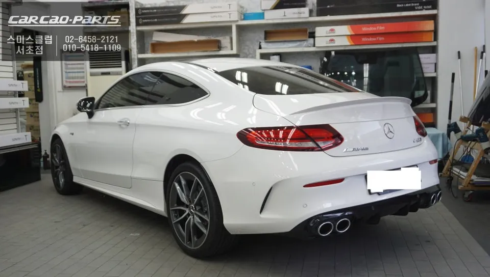 Mercedes-Benz C43 AMGのAndroid Auto・CarPlay取付事例 施工写真 1-3