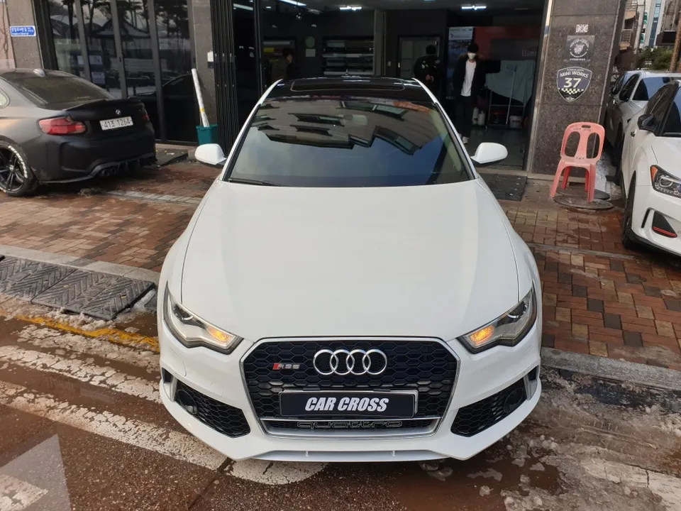 Audi A6のカーラッピング事例｜費用目安・仕上がり 施工写真 2-3