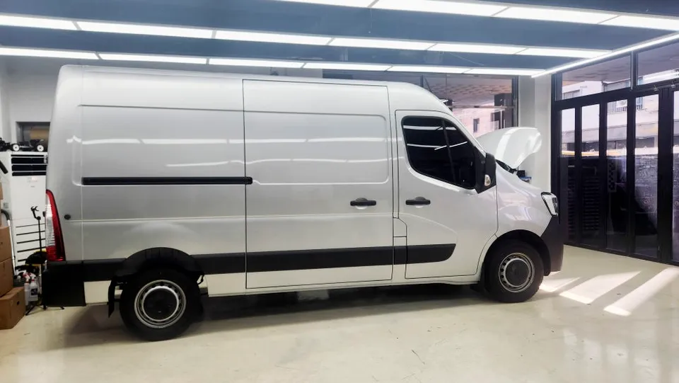 Renault Master oem options - Renault Master Parking Sensor Installation Review photo 2