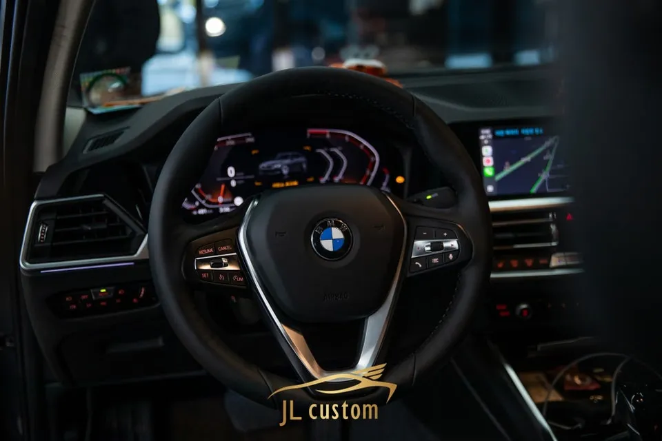 BMW 3 Series G20 steering wheel - BMW 3 Series G20 Steering Wheel Customization Review photo 4