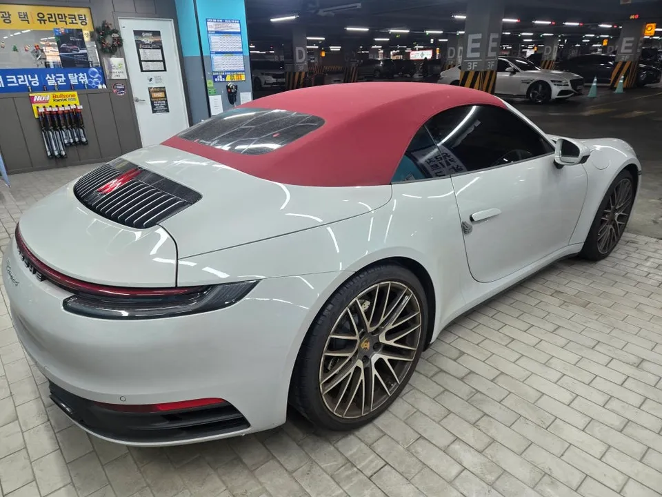Porsche 911 paint correction - Porsche 911 Detailing & Coating Review — 4 Hours, ₩500k-800k photo 6