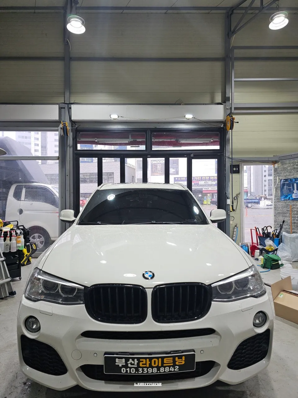 BMW X5 paint correction - BMW X5 Paint Correction & Glass Coating Review photo 3