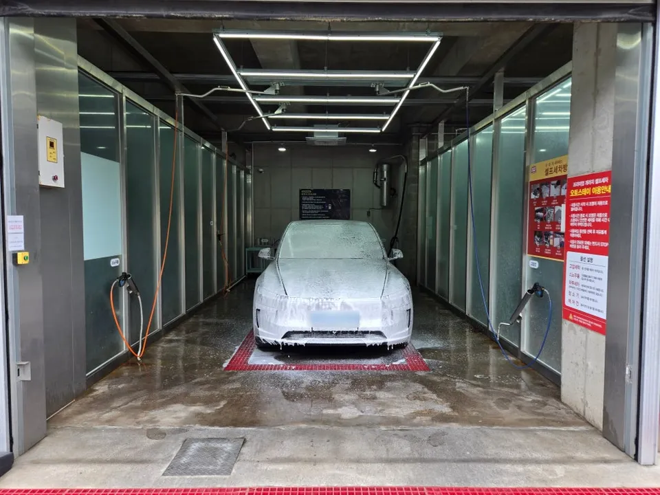 Tesla Model Y PPF施工事例|費用目安と仕上がり 施工写真 3-2