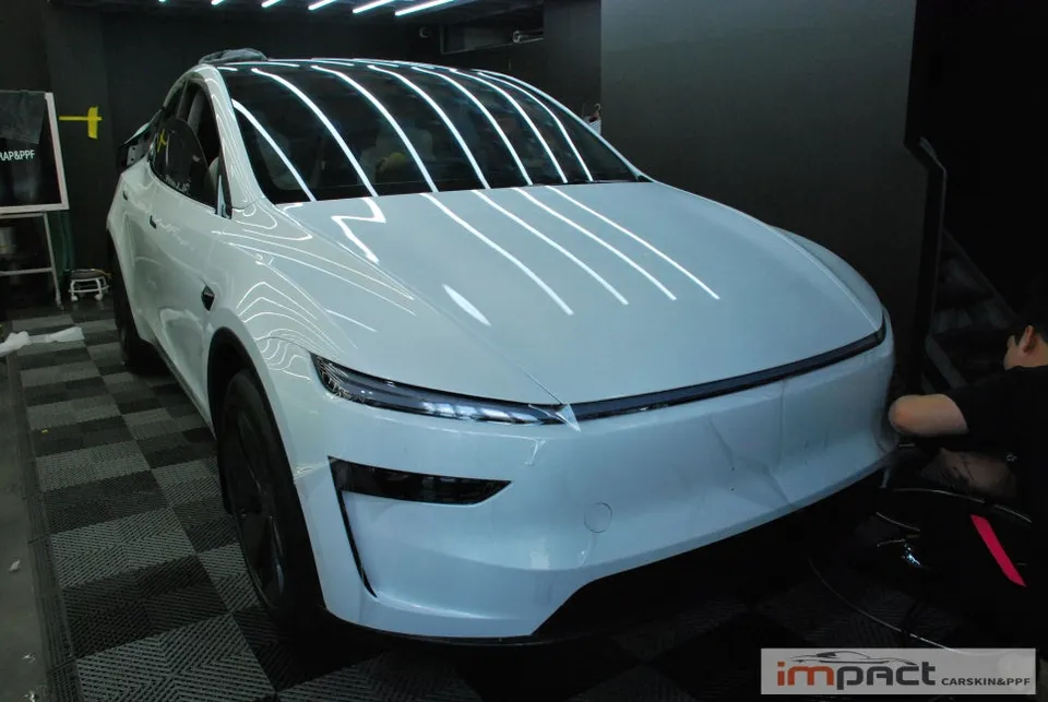 Tesla Model Y PPF施工事例|費用目安・仕上がり 施工写真 1-3