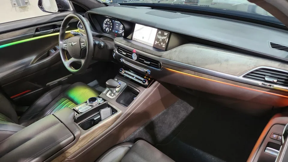 Genesis G90 Ambient Lighting Installation Review
