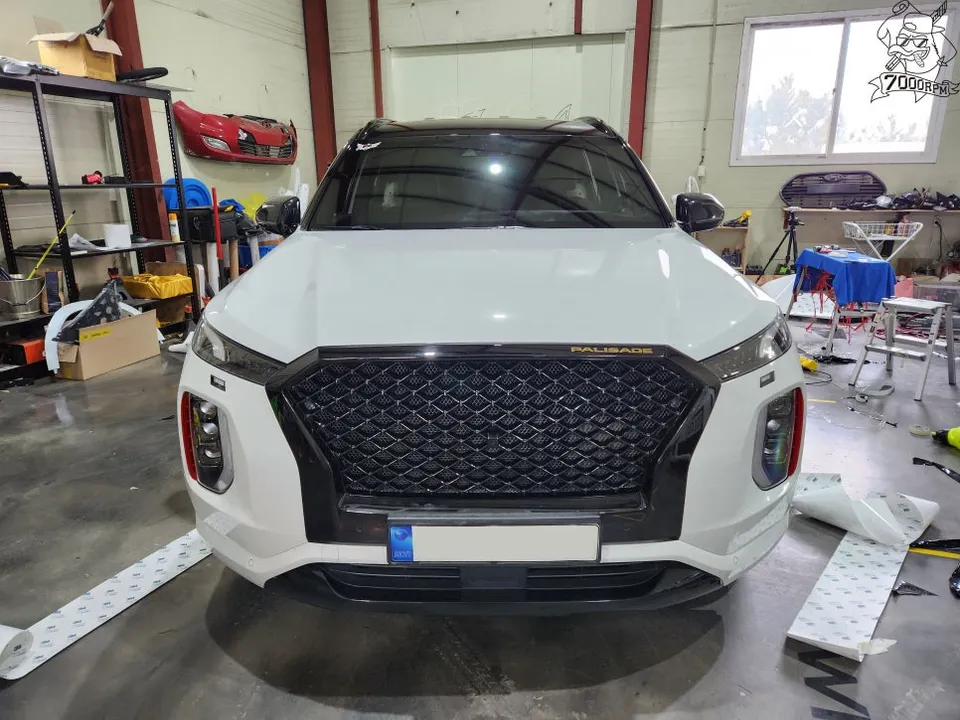 Hyundai Palisadeのカーラッピング事例|費用目安・仕上がり 施工写真 3-1