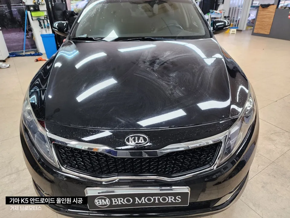 Kia K5のAndroid Auto・CarPlay取付事例 施工写真 1-2