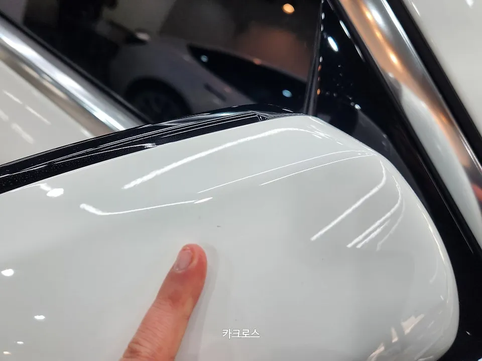 Mercedes-Benz EクラスのPPF施工事例|中古車保護の重要性 施工写真 1-3