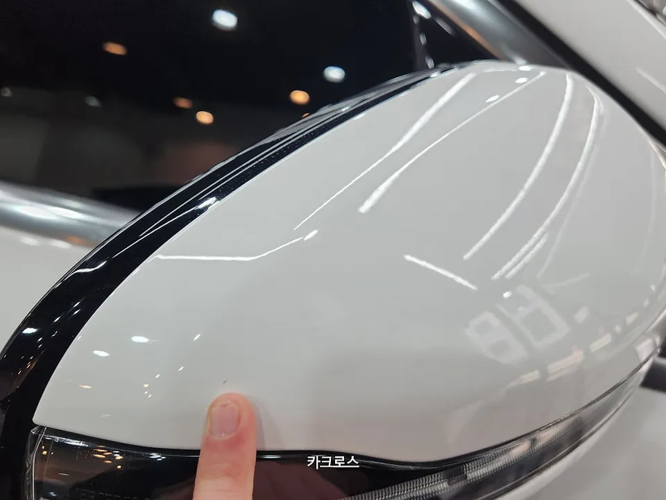 Mercedes-Benz EクラスのPPF施工事例|中古車保護の重要性 施工写真 2-3