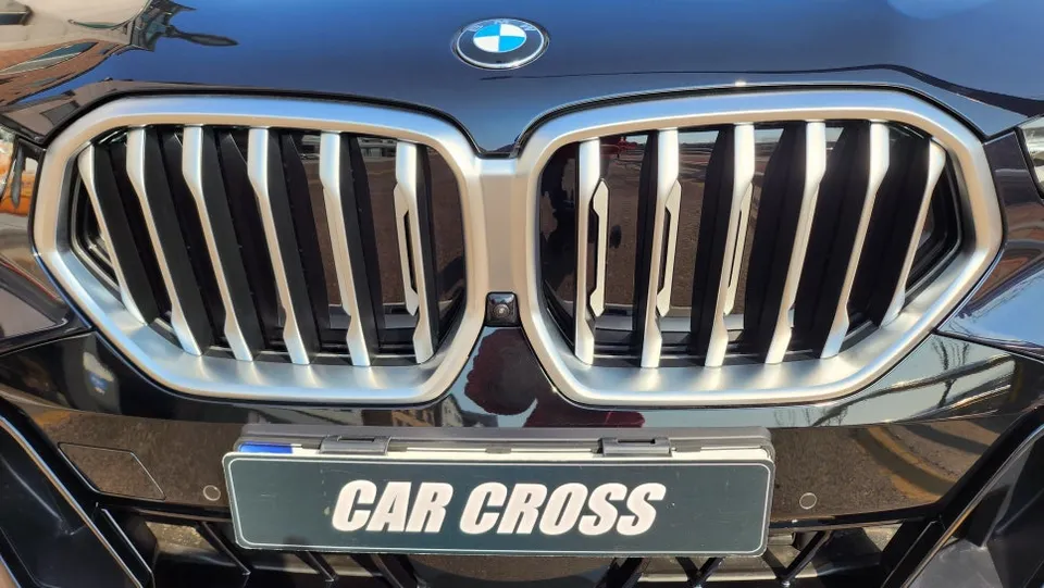 BMW X6 G06 PPF施工事例|費用目安と仕上がり 施工写真 1-2