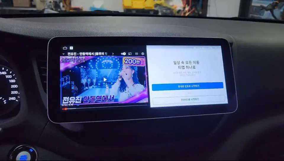 Hyundai TucsonのAndroid Auto・CarPlay取付事例 施工写真 1-2