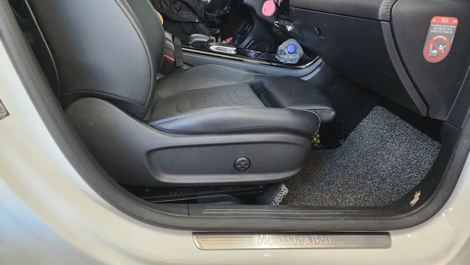 Mercedes-Benz A-Class seat ventilation - Mercedes-Benz A-Class Seat Climate Upgrade Review photo 4