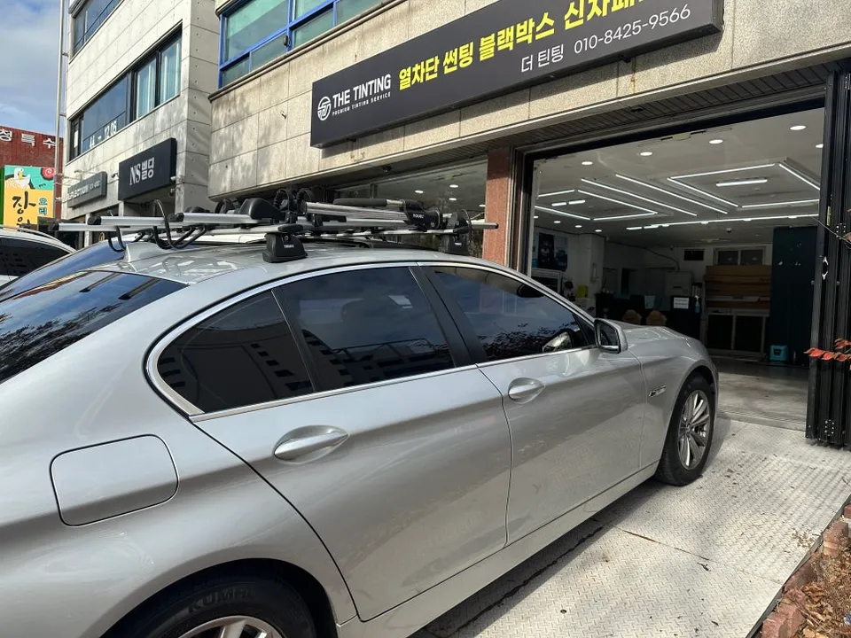 BMW 5 Seriesのカーフィルム施工事例｜費用目安・仕上がり 施工写真 2-2