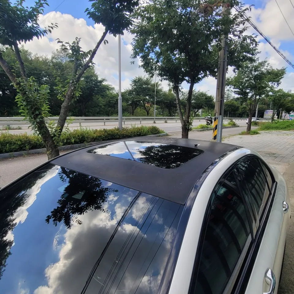 Mercedes-Benz Eクラス W213のカーラッピング事例 施工写真 1-1