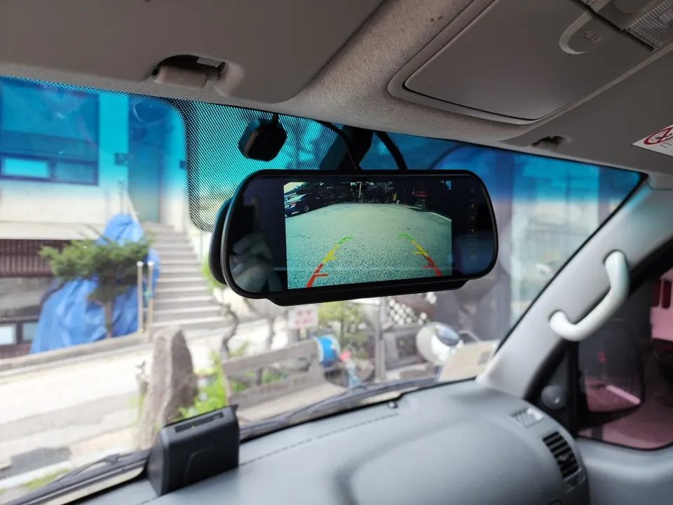 Kia Bongo 3 oem options - Kia Bongo 3 OEM Options Review: Camera & Monitor photo 4