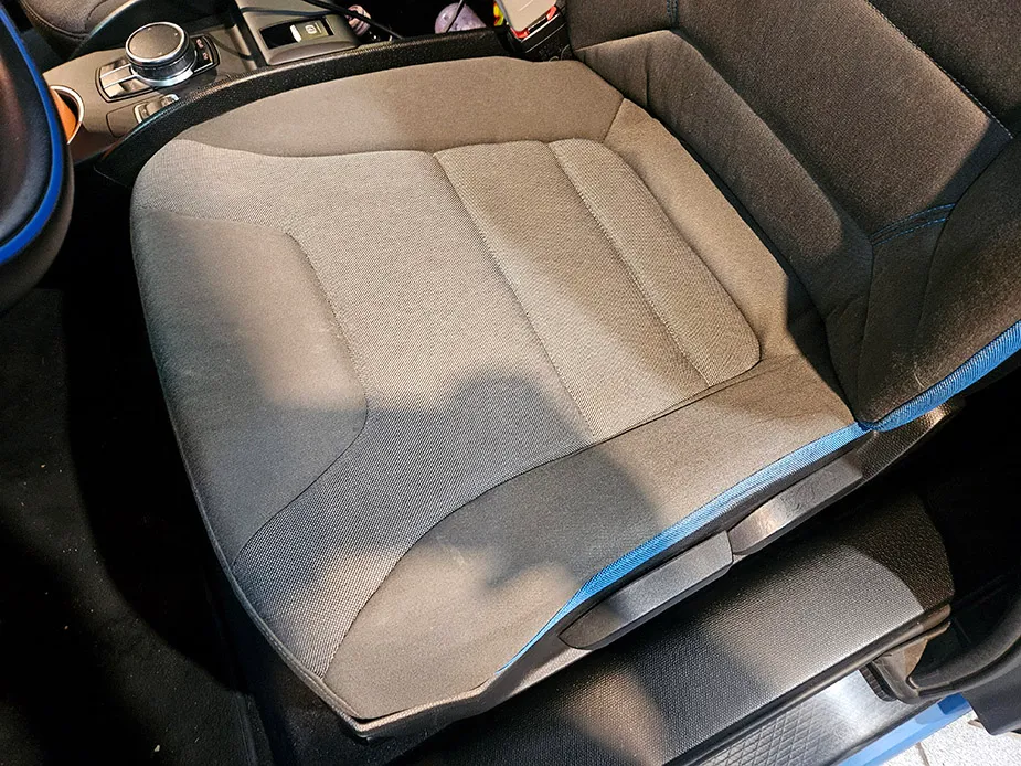 BMW i3 seat ventilation - BMW i3 Seat Heating Repair Review — Affordable Solution photo 4