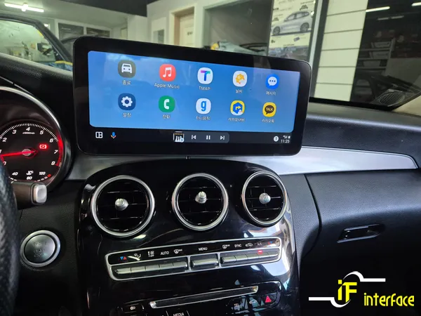 Mercedes-Benz C-Class W205のAndroid Auto・CarPlay取付事例 施工写真 3-2