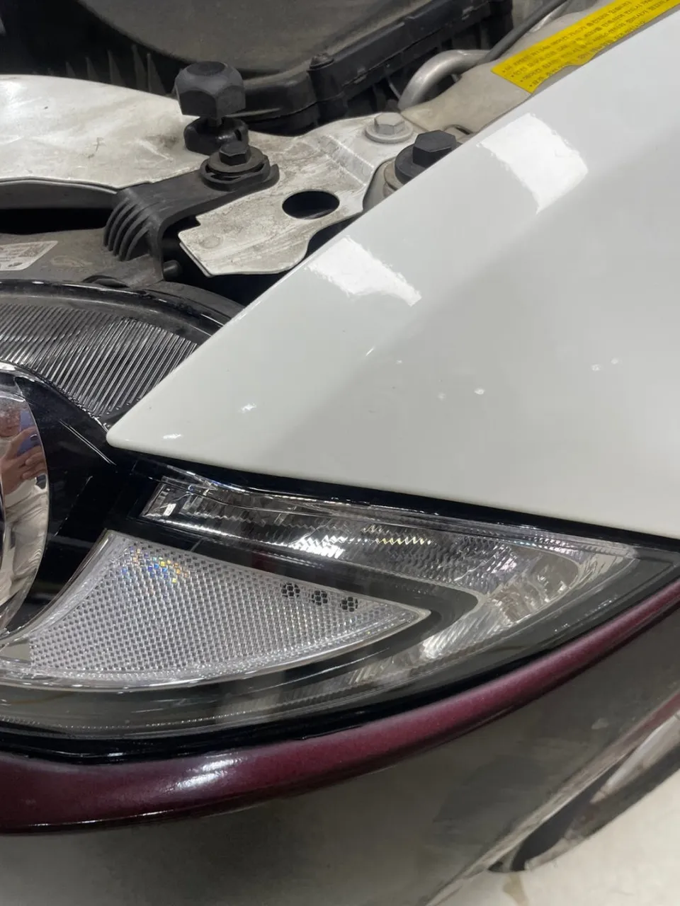 Jaguar XFのカーラッピング事例|ミッドナイトエメラルドグリーン 施工写真 3-1