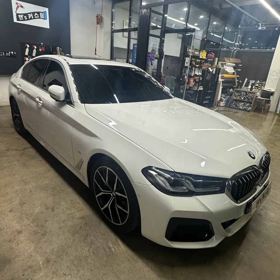 BMW 5 Series ppf - BMW 5 Series PPF Review: Black Roof & Chrome Delete photo 3