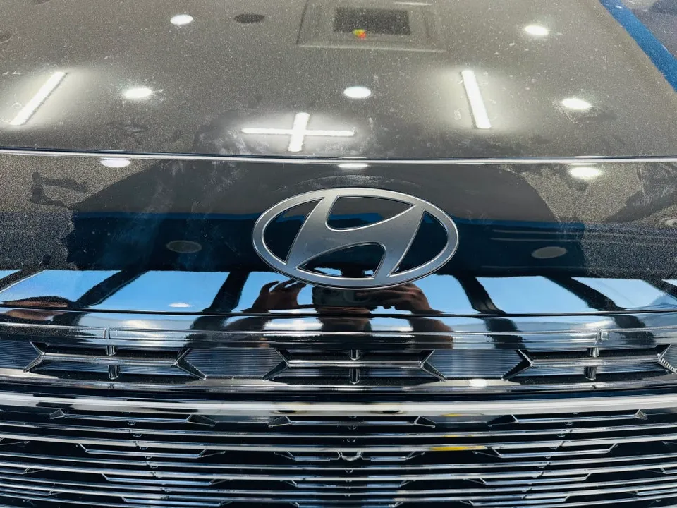 Hyundai Palisadeのカーラッピング事例|費用目安・仕上がり 施工写真 3-2