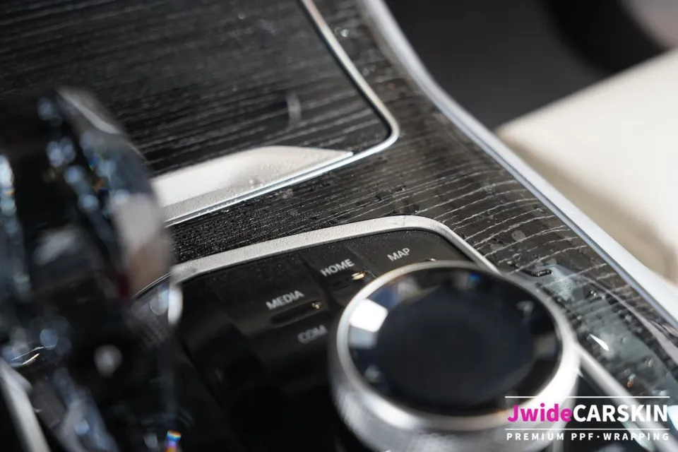 BMW X7 Interior PPF Review — Protect Wood Trim & Crystal Gear Kno photo 2
