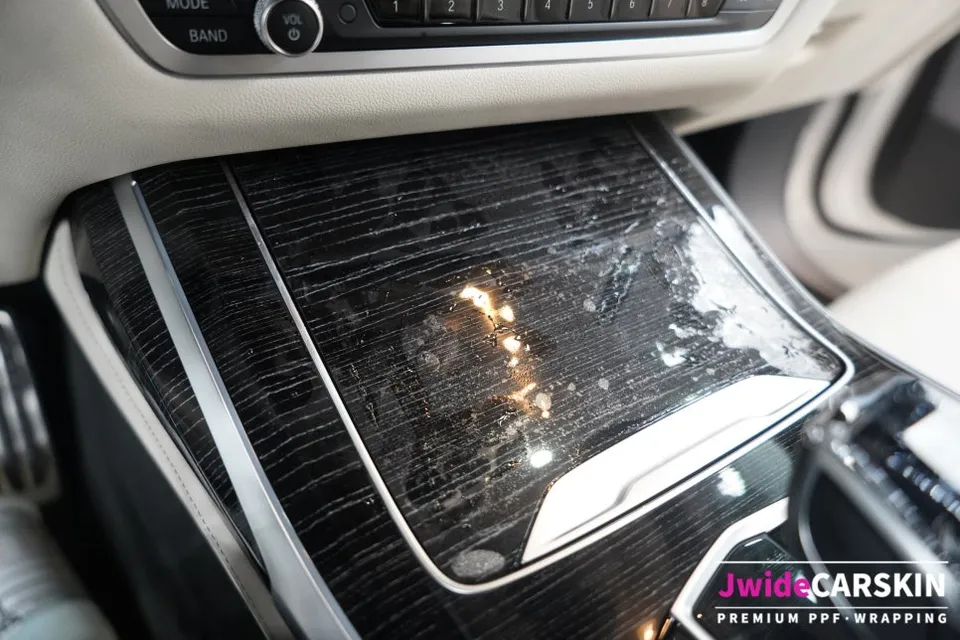 BMW X7 ppf - BMW X7 Interior PPF Review — Protect Wood Trim & Crystal Gear Kno photo 6