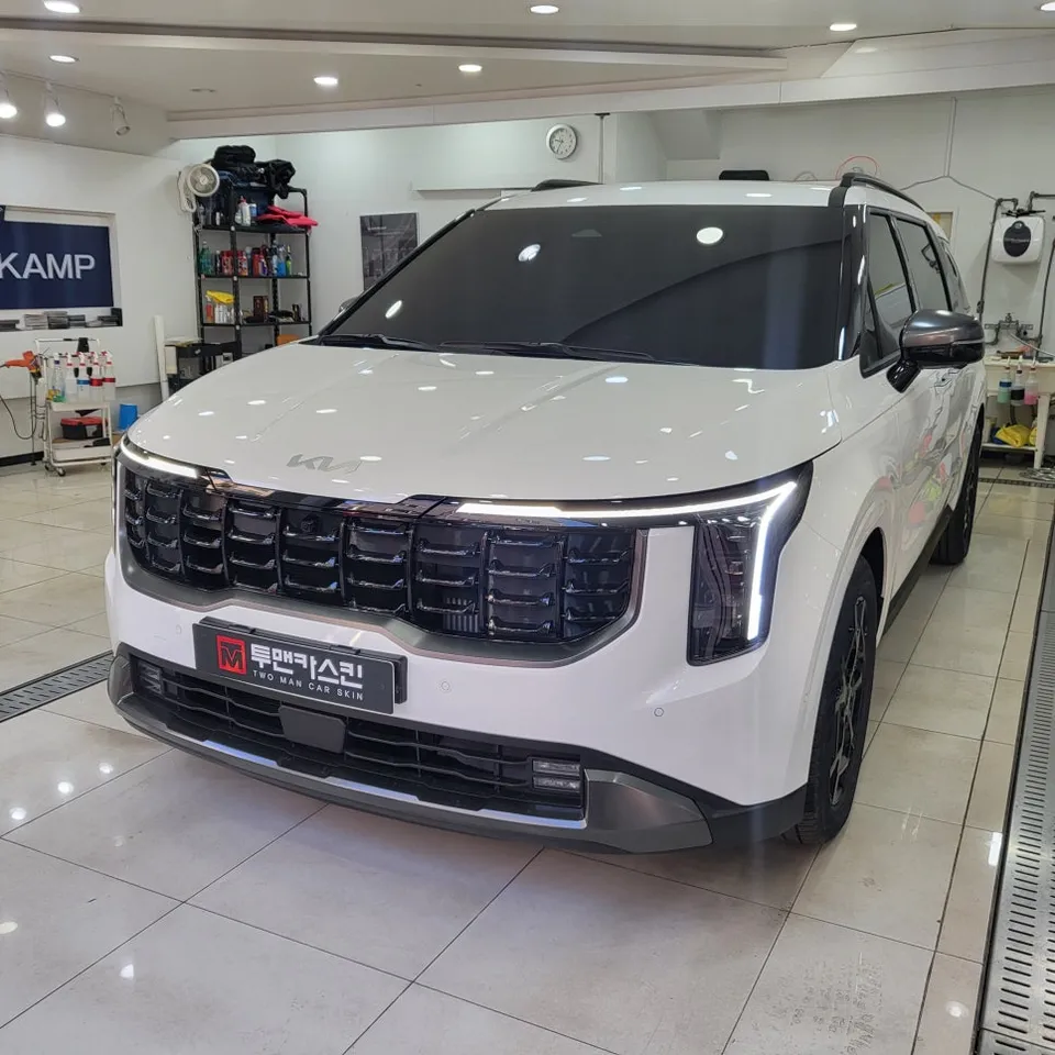 Kia Carnival KA4 vinyl wrap - Kia Carnival KA4 Vinyl Wrap Review — Small Changes, Big Impact photo 2