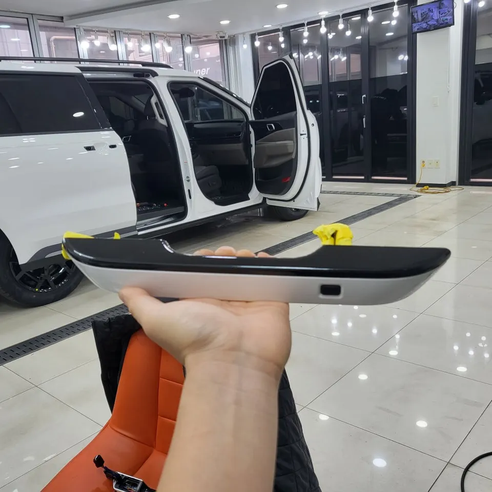 Kia Carnival KA4 Vinyl Wrap Review — Small Changes, Big Impact photo 23