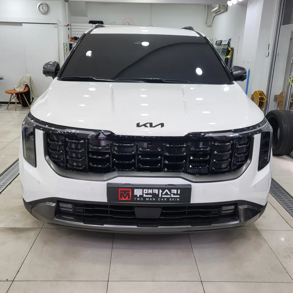 Kia Carnival KA4 Vinyl Wrap Review — Small Changes, Big Impact After