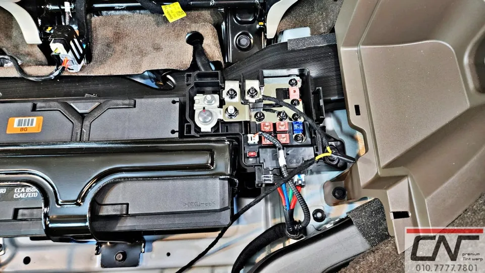 Genesis GV80のドラレコ取付事例｜費用目安・仕上がり 施工写真 3-1