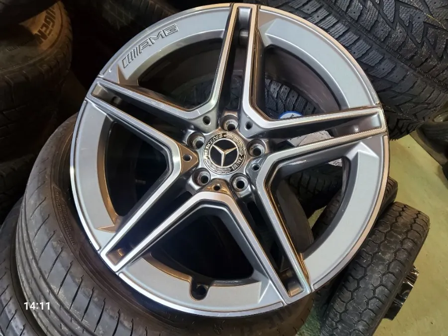 メルセデス・ベンツ Sクラス W223のカーラッピング事例 施工写真 2-1