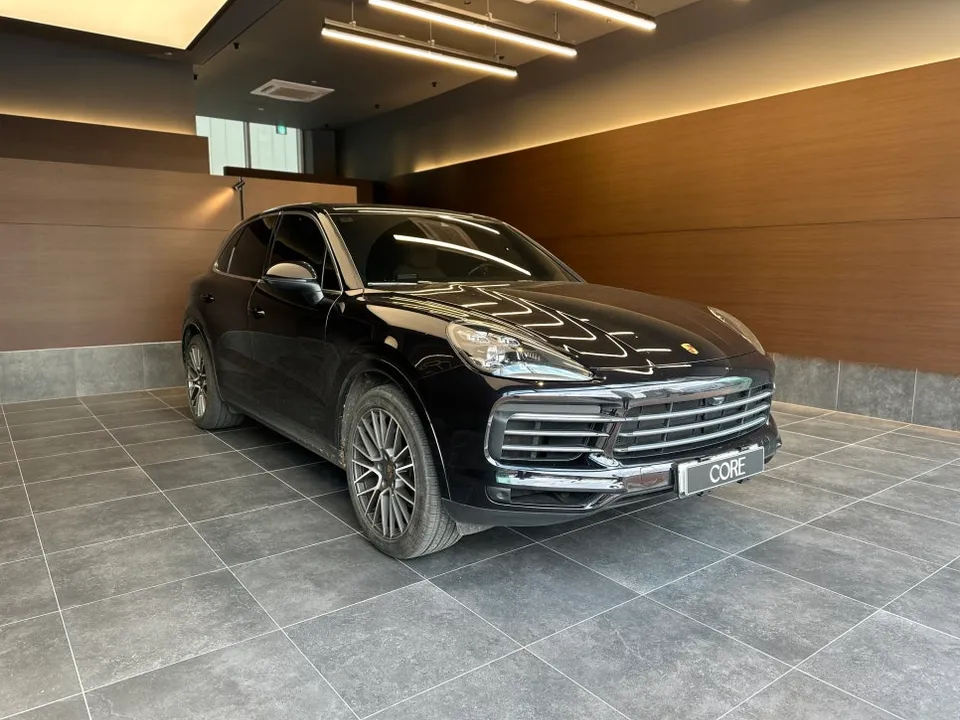 Porsche Cayenne vinyl wrap - Porsche Cayenne Vinyl Wrap Installation Review — Cost photo 3