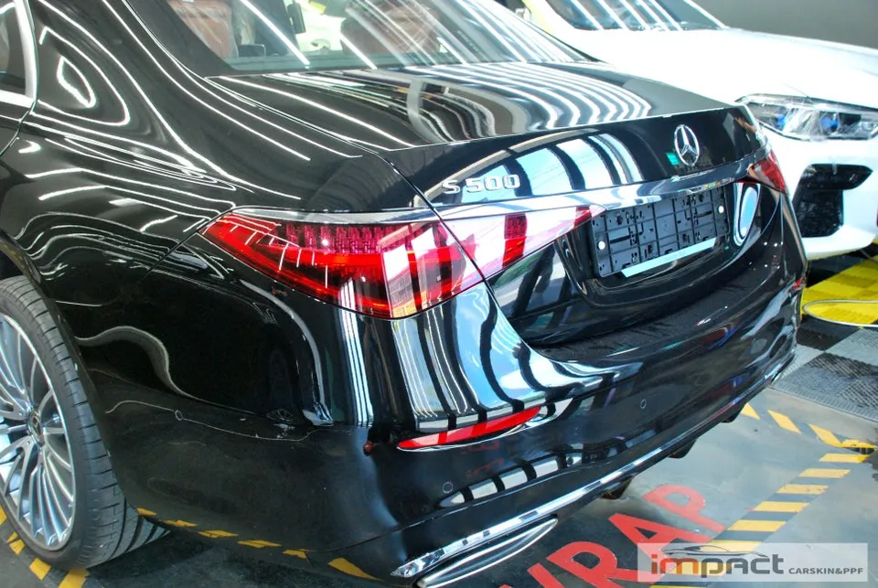 Mercedes-Benz S-Class vinyl wrap - Mercedes-Benz S-Class Vinyl Wrap Review: Cost & Results photo 4