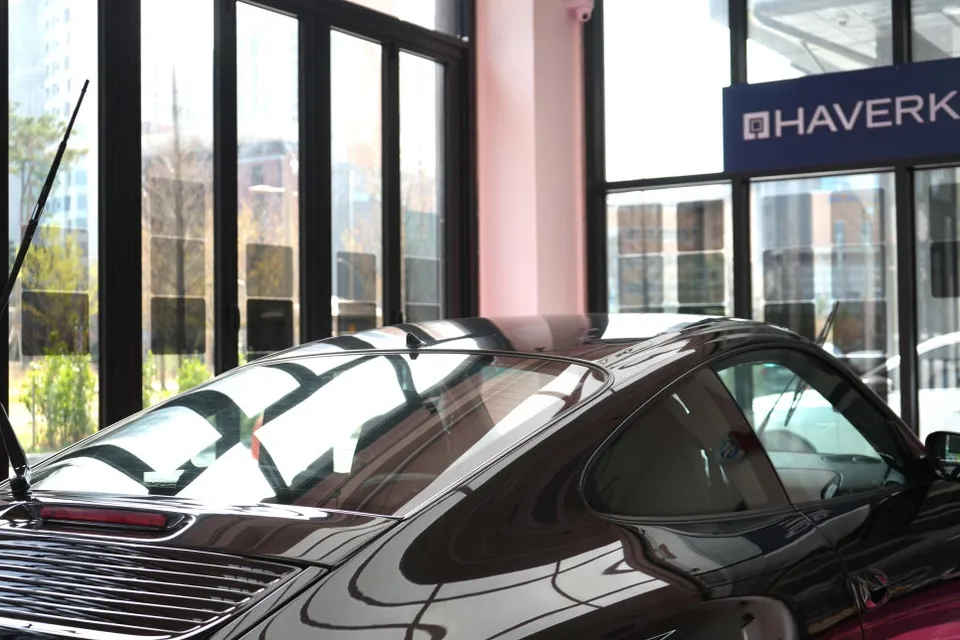 ポルシェ911のカーフィルム施工事例｜費用目安・仕上がり 施工写真 1-3