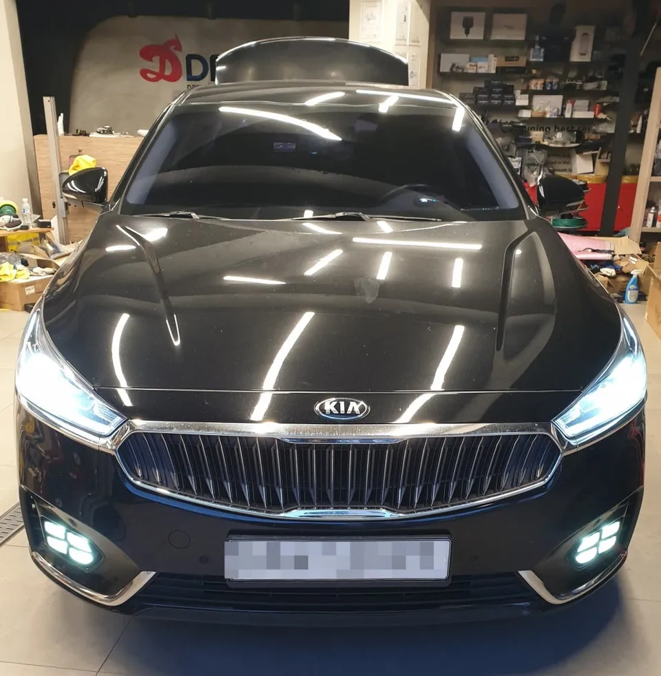 Kia K7 YG Lighting Upgrade Review — Enhanced Visibility