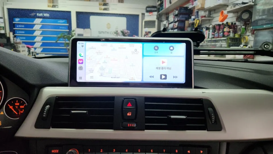 BMW 3 Series F30のAndroid Auto・CarPlay取付事例 施工写真 5