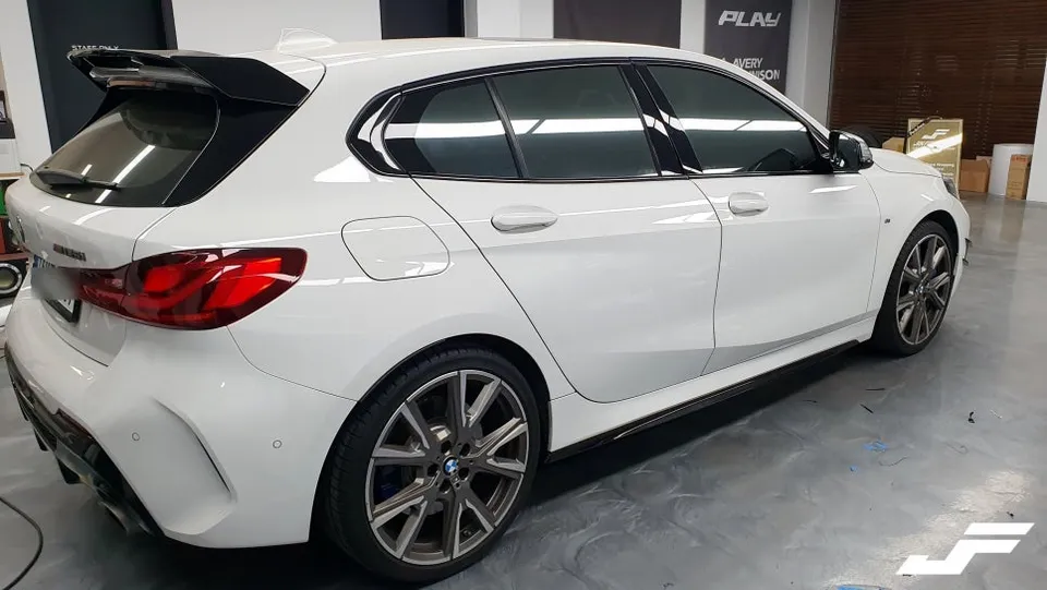 BMW 1 Series F20のカーラッピング事例｜費用目安・仕上がり 施工写真 3-1