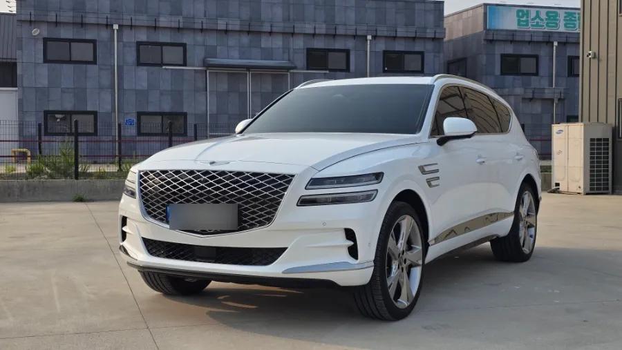 Genesis GV80のカーフィルム施工事例 施工写真 2