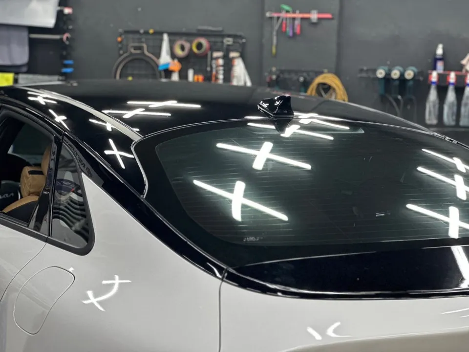 Kia K5のカーラッピング事例｜費用目安・仕上がり 施工写真 3-3