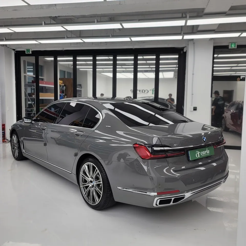 BMW 7 SeriesのPPF施工事例｜無光サテンとクローム除去 施工写真 3-1