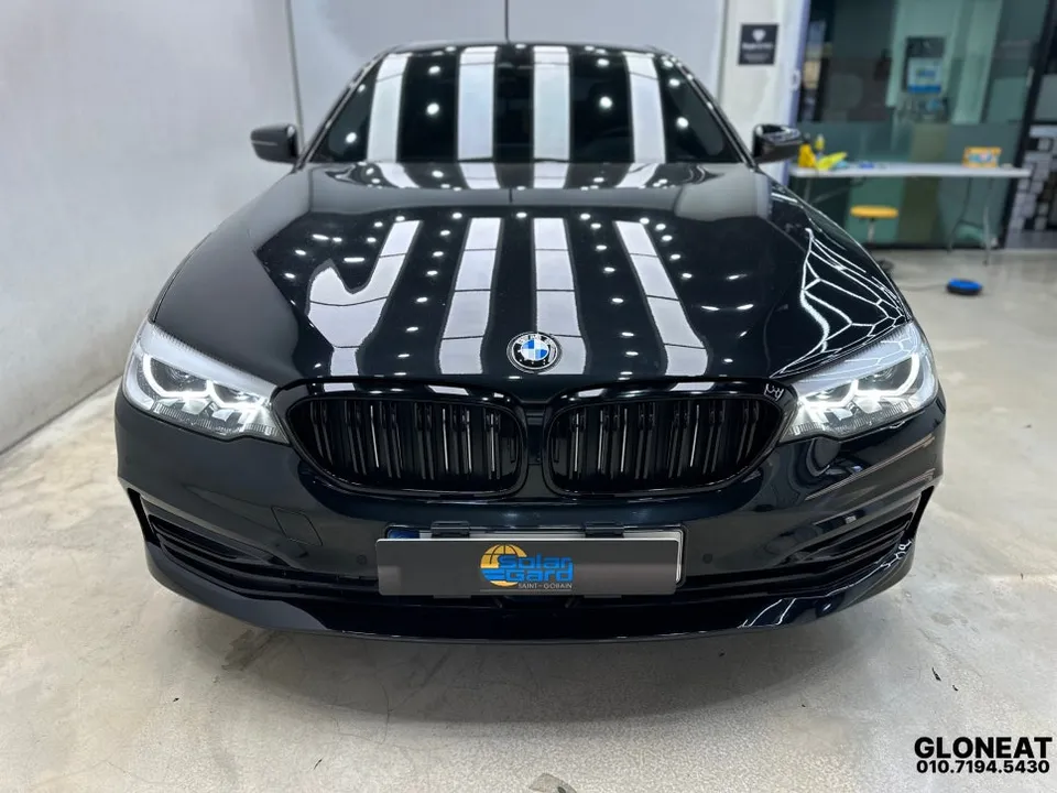 BMW 5 Series G30のカーラッピング事例 施工写真 1-3