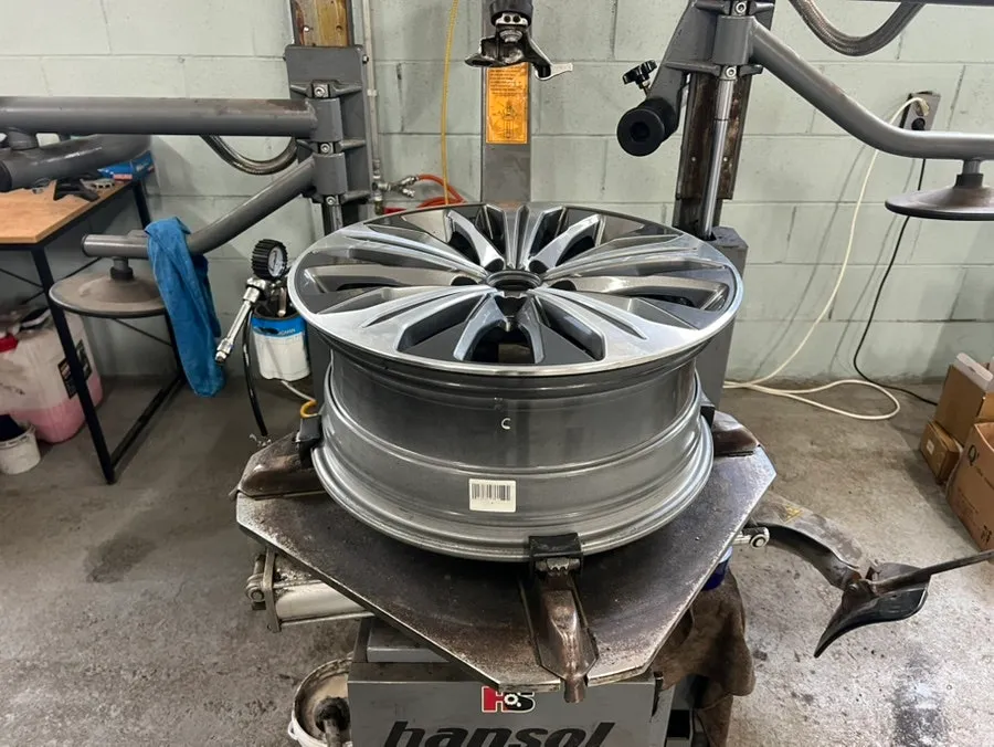 Kia K8 wheel repair - Kia K8 Wheel Repair & Painting Review photo 4