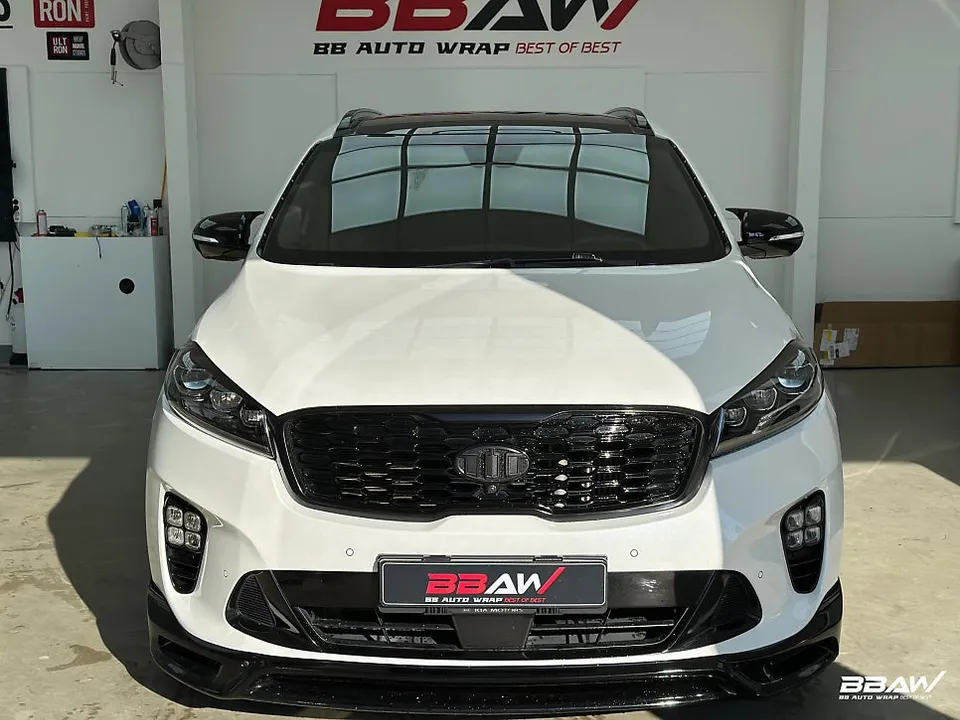 Kia Sorento 4th Genのカーラッピング事例|費用目安・仕上がり 施工写真 1-1