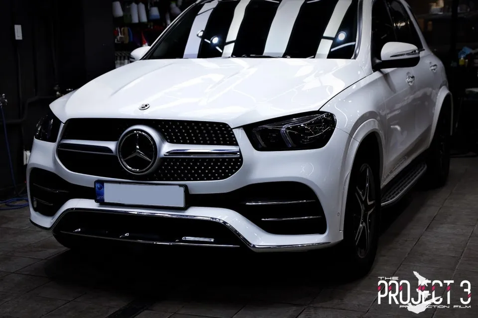 Mercedes-Benz GLE 450のPPF施工事例｜黄変しないフィルム選び 施工写真 1-1