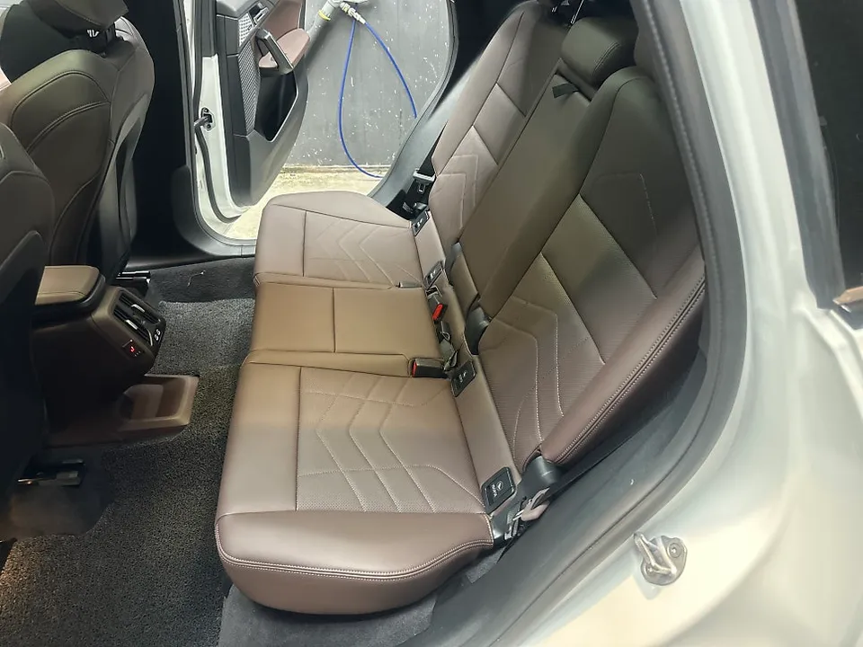 BMW X1 seat ventilation - BMW X1 Seat Heating Review: Cost & Results photo 5