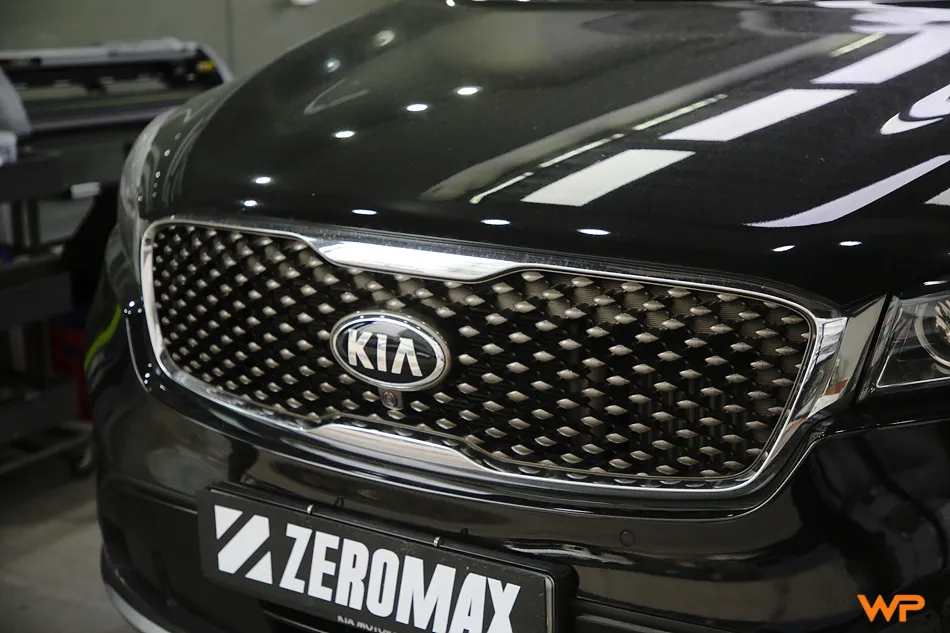Kia All New Sorentoのガラスコーティング事例|費用目安・仕上がり 施工写真 3-1